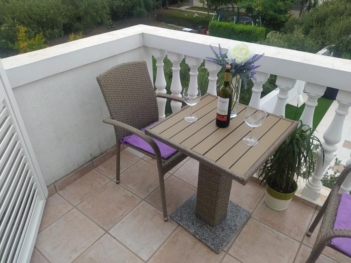 Apartmani Trubi 3 Vodice Exteriér fotografie